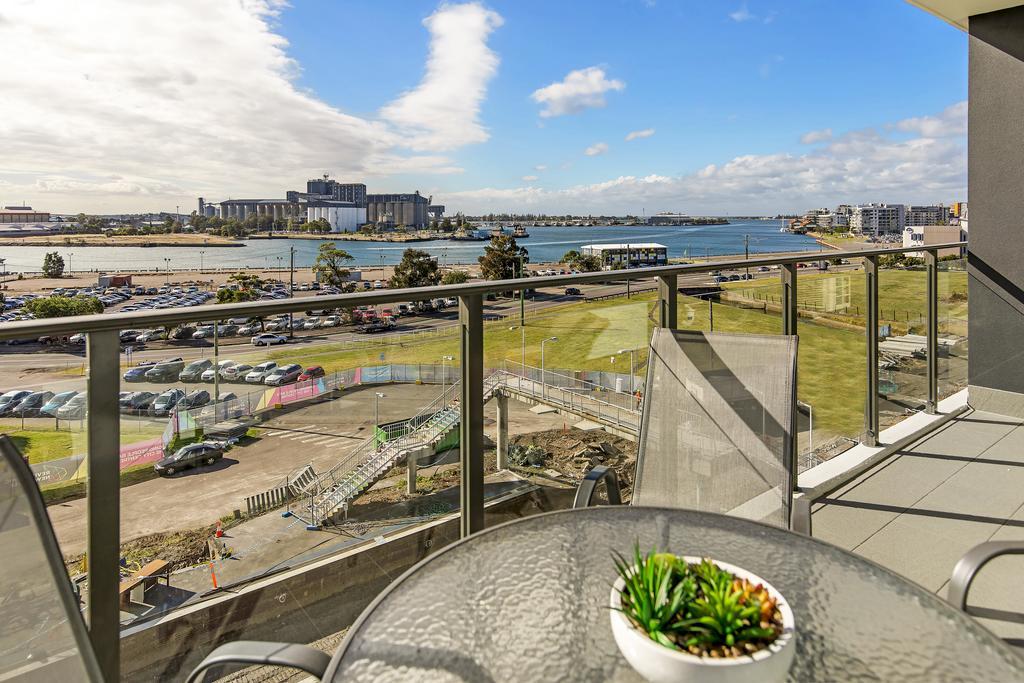 Astra Apartments Newcastle Exterior foto